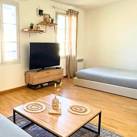 Cosy Avec Smart Tv & Wi-fi * Le Plessis-Robinson